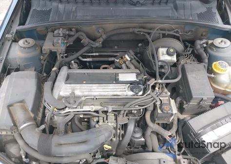 2002 Saturn L-Series L100 from USA, damaged, VIN 1G8JS54F12Y587057